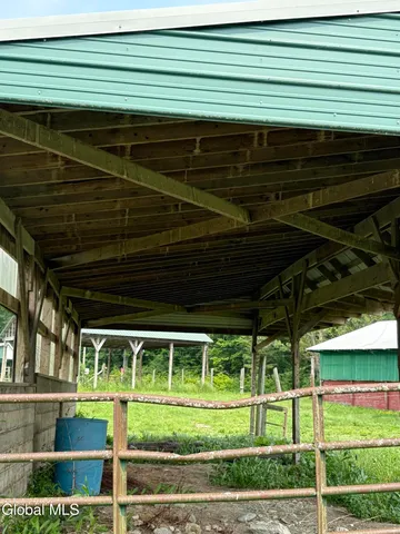 $350,000 | 10 Chestnut Hill Road, White Creek, NY 12057