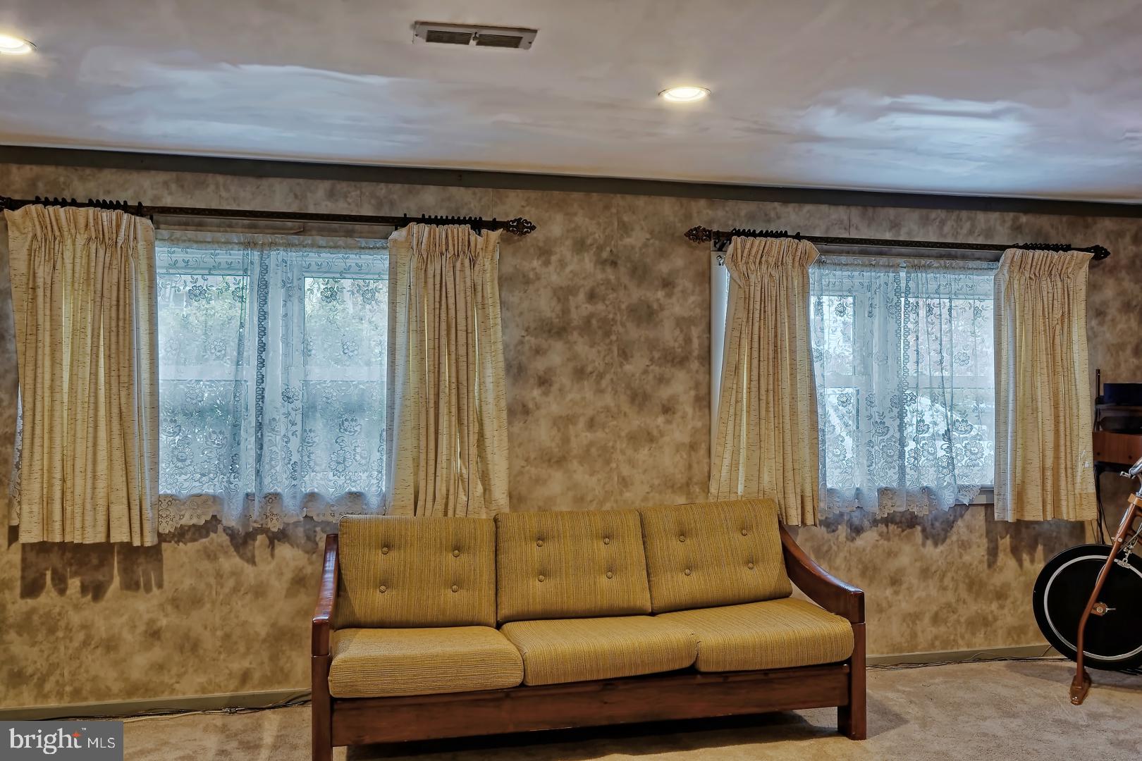 104 Pelham Road South Voorhees, NJ 08043 - Photo 12 of 25