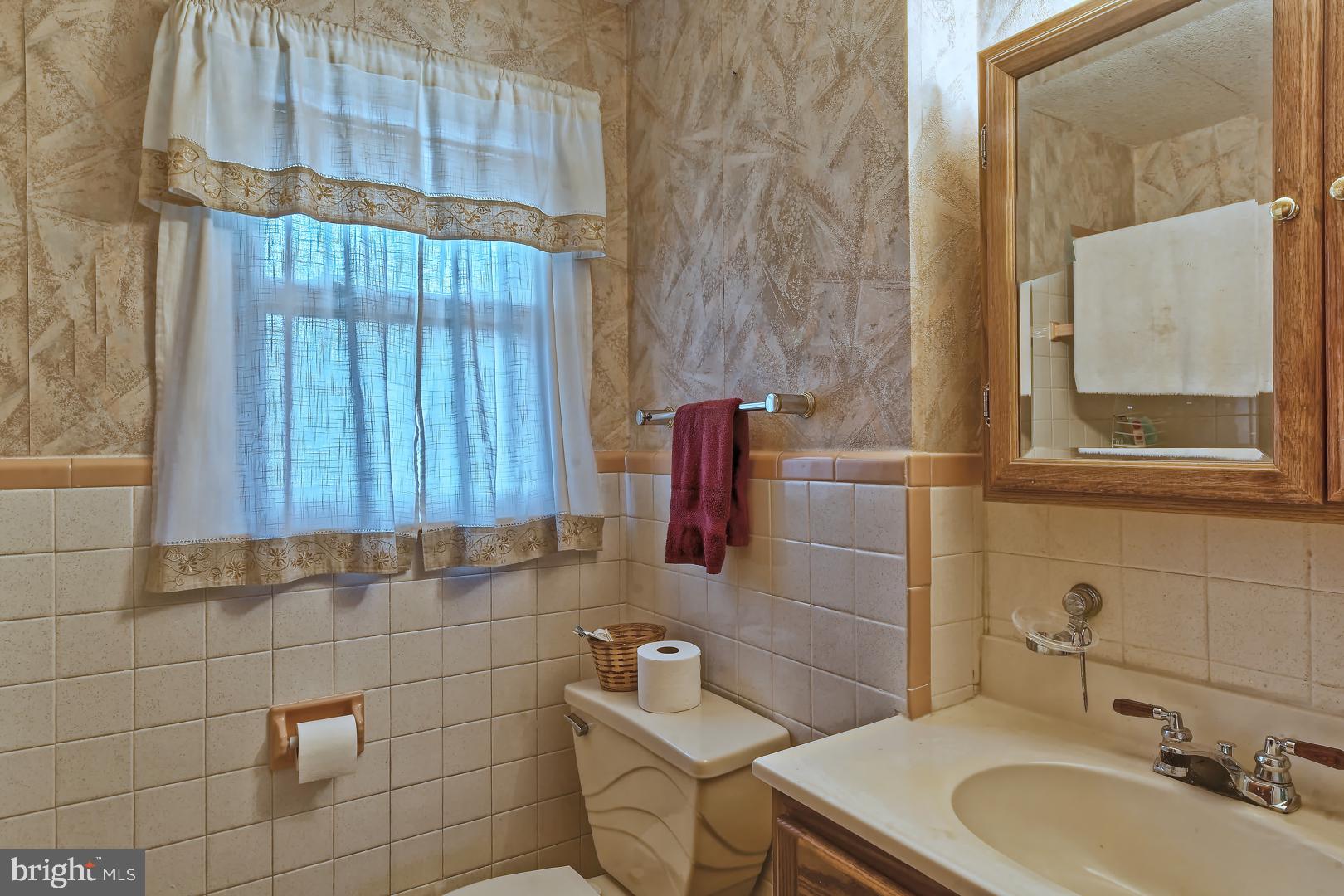 104 Pelham Road South Voorhees, NJ 08043 - Photo 18 of 25