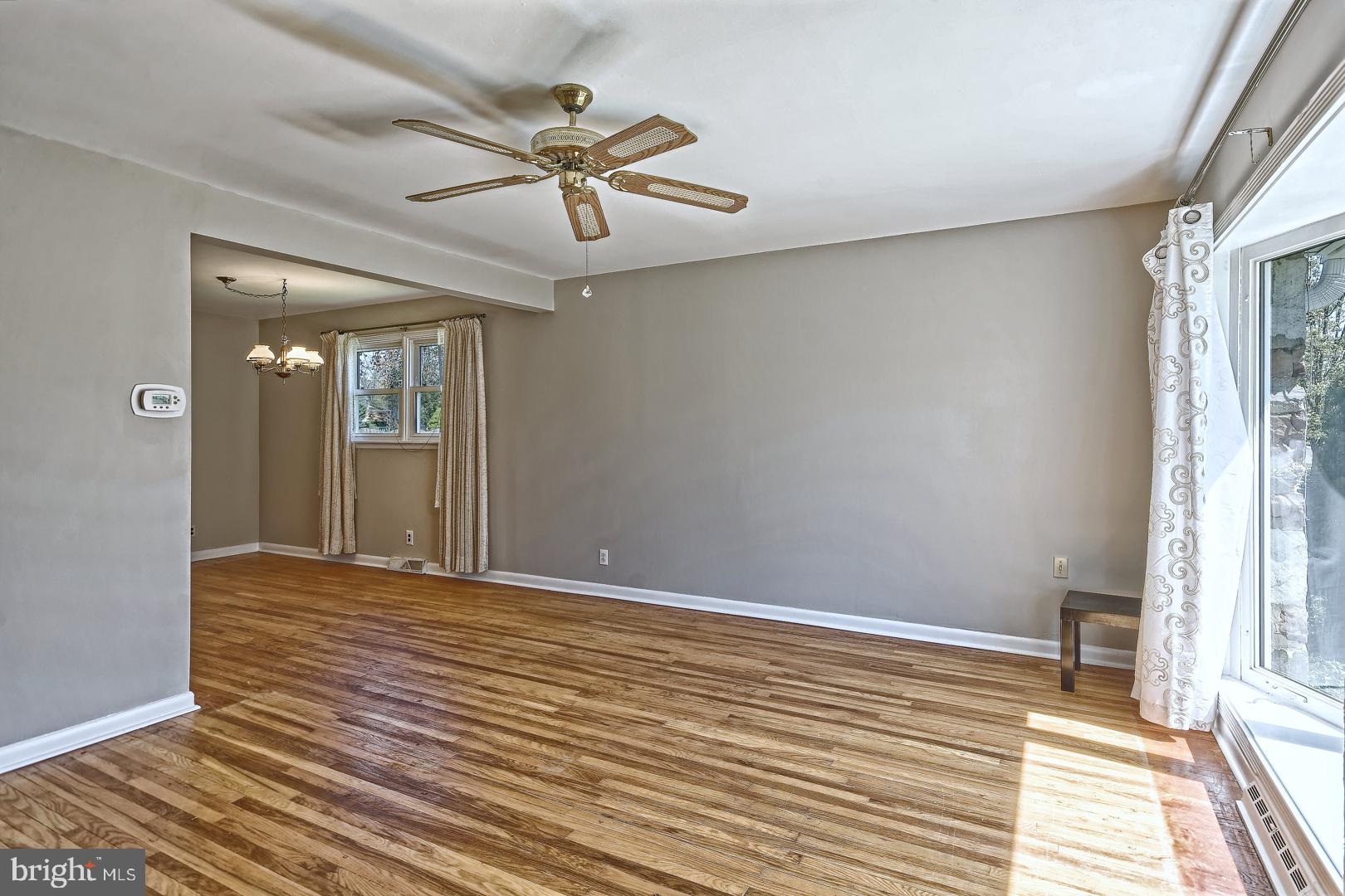 104 Pelham Road South Voorhees, NJ 08043 - Photo 4 of 25