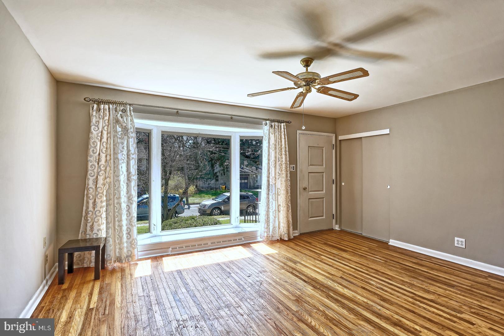 104 Pelham Road South Voorhees, NJ 08043 - Photo 5 of 25