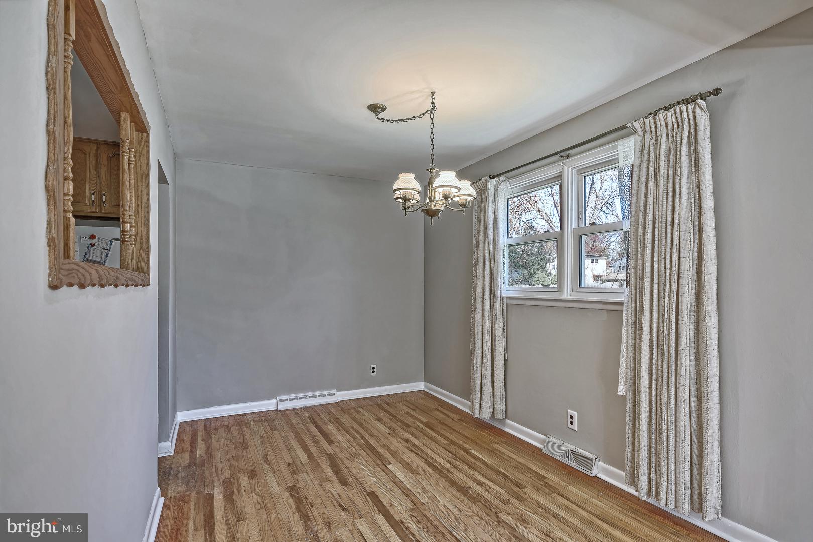 104 Pelham Road South Voorhees, NJ 08043 - Photo 7 of 25