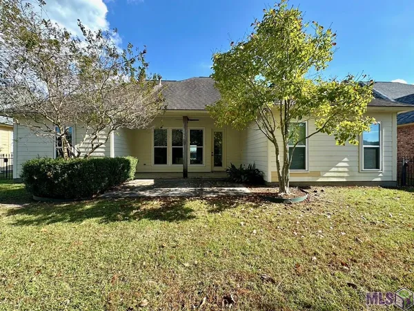 $2,500 | 10723 Hillbrook Avenue, Baton Rouge, LA 70810