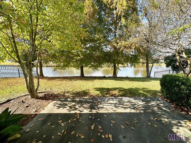 $2,600 | 10723 Hillbrook Avenue, Baton Rouge, LA 70810