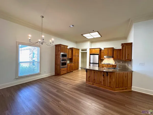 $2,500 | 10723 Hillbrook Avenue, Baton Rouge, LA 70810