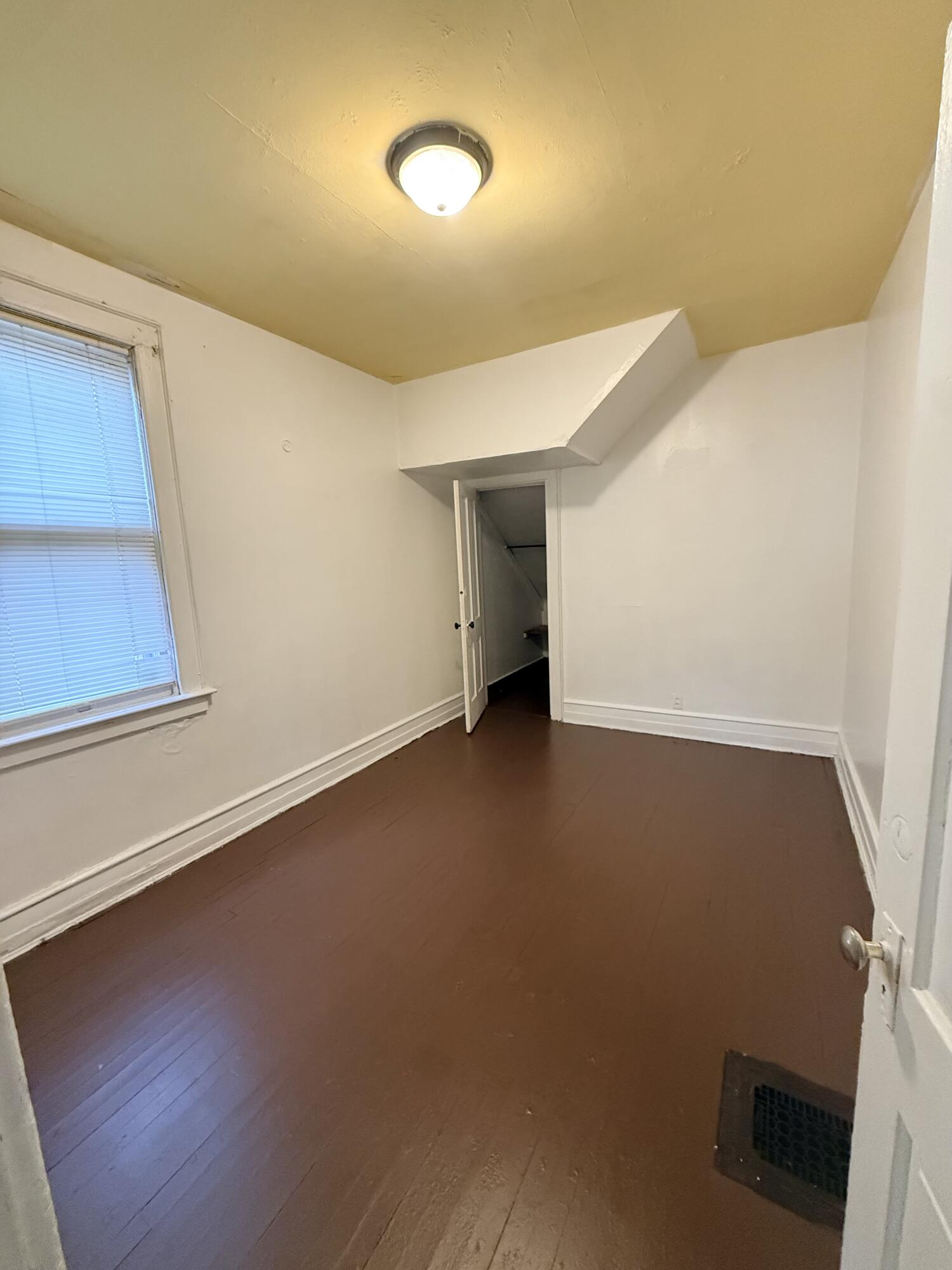 807 South 29th Street, Unit 809 Milwaukee, WI 53215 - Photo 22 of 29 Lower