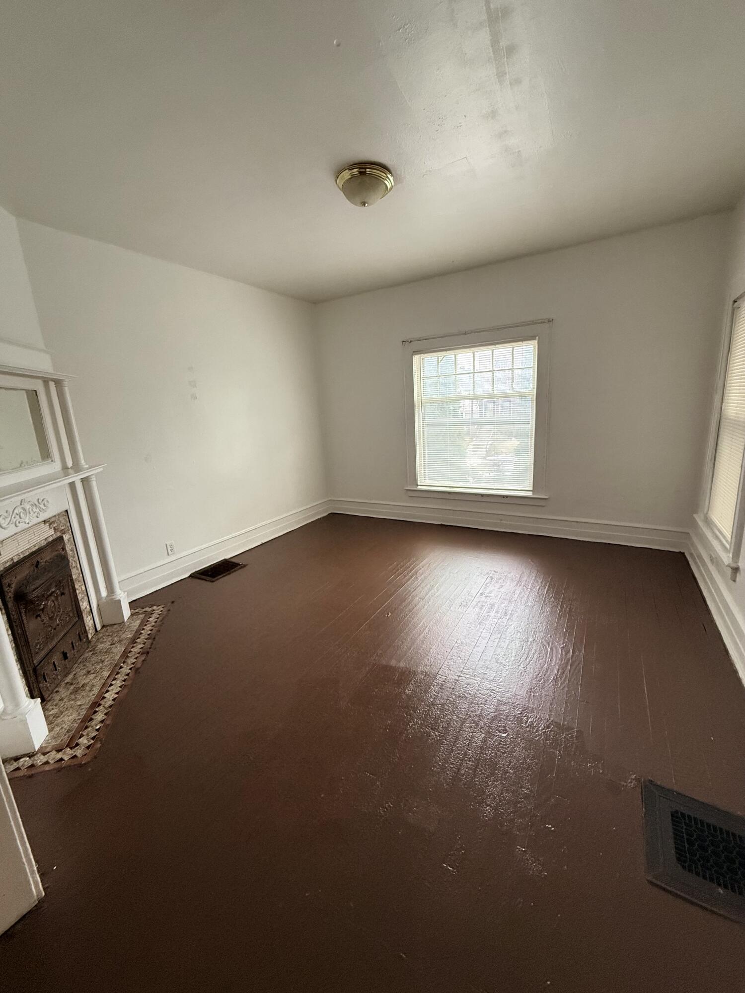 807 South 29th Street, Unit 809 Milwaukee, WI 53215 - Photo 23 of 29 Lower Living