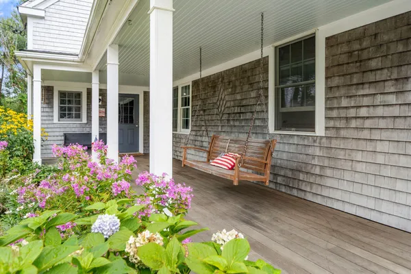 $875,000 | 43 Jarves Street, Sandwich, MA 02563