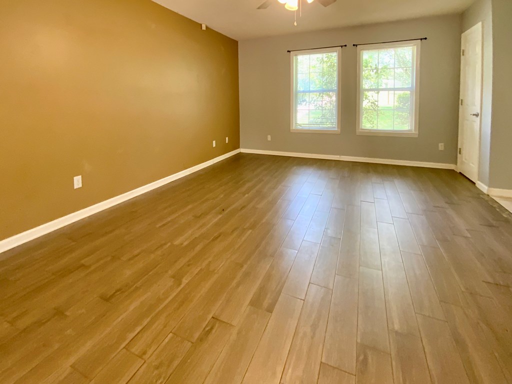 404 Springdale Drive Enterprise, AL 36330 - Photo 8 of 27