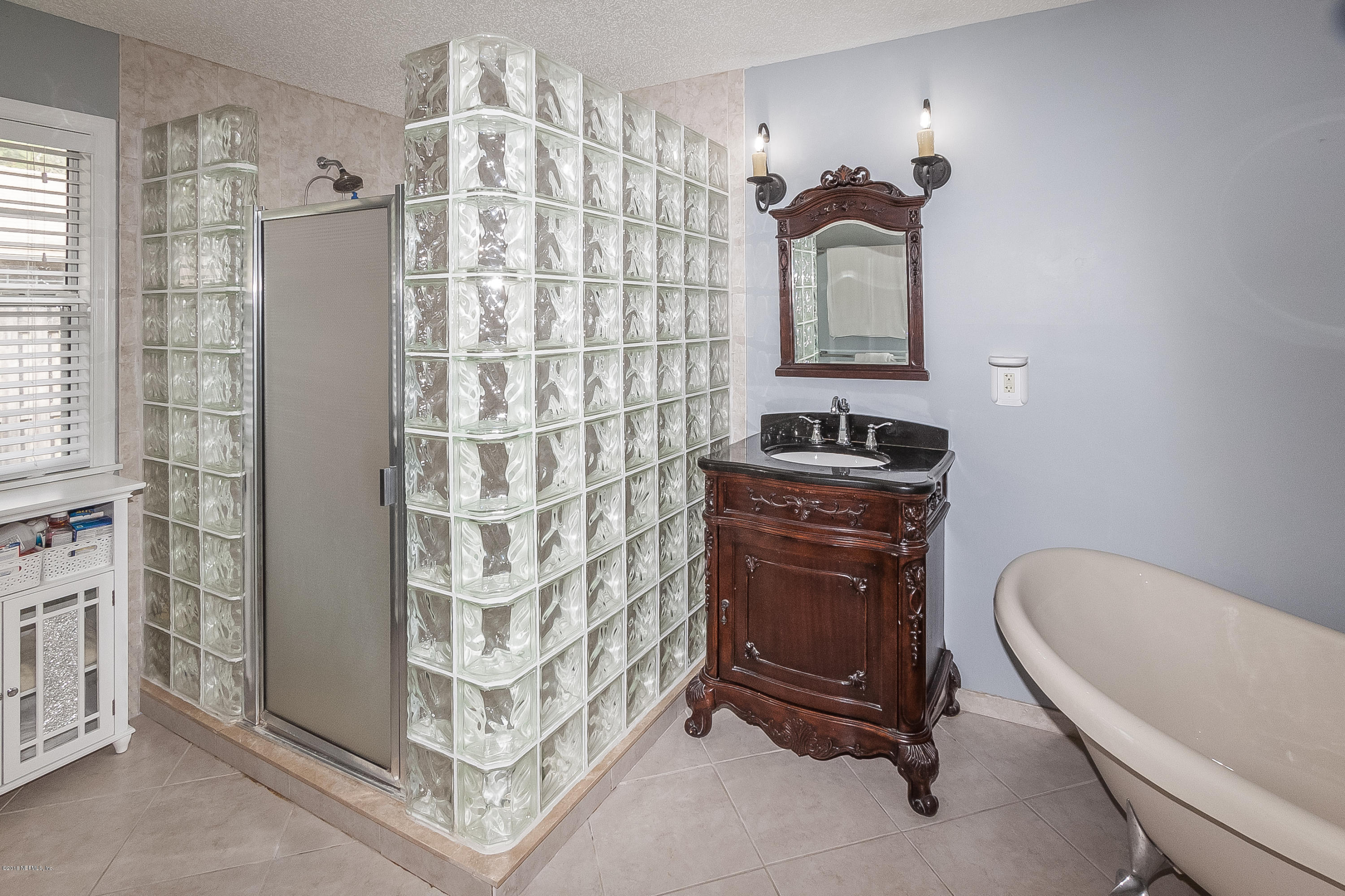4914 Raggedy Point Road Orange Park, FL 32003 - Photo 17 of 34 17-master bathroom