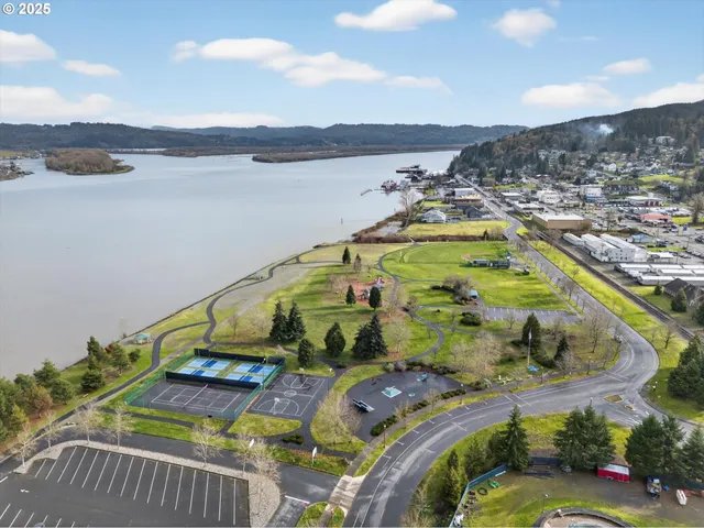 $415,000 | 808 King Drive, Rainier, OR 97048