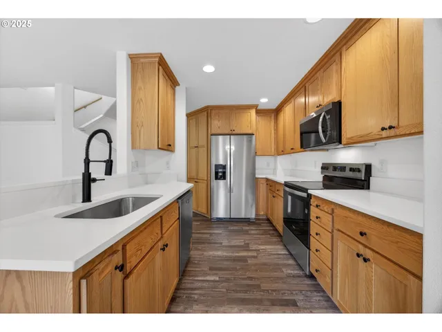 $415,000 | 808 King Drive, Rainier, OR 97048