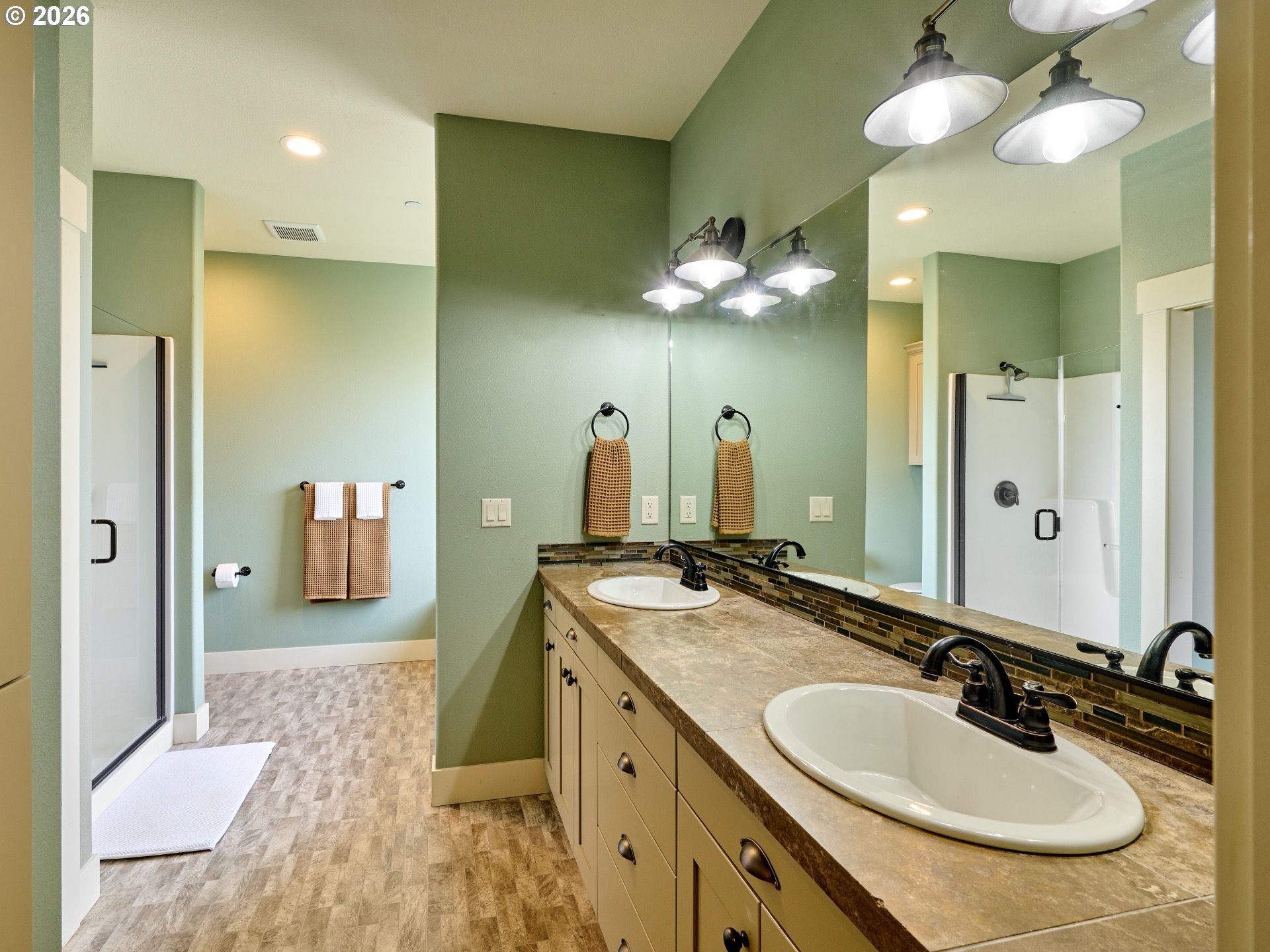 1508 Crestview Drive Silverton, OR 97381 - Photo 15 of 31