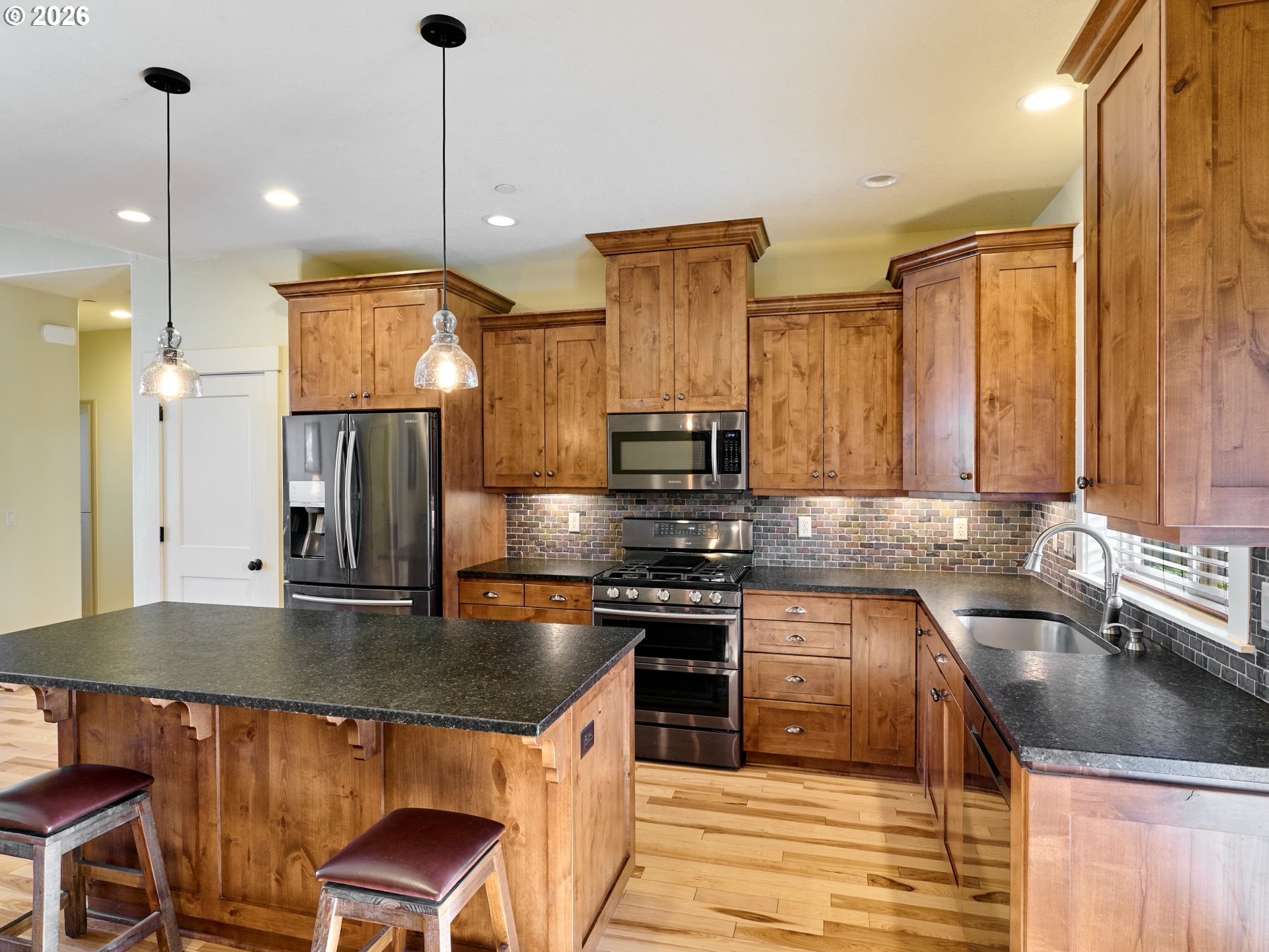 1508 Crestview Drive Silverton, OR 97381 - Photo 8 of 31