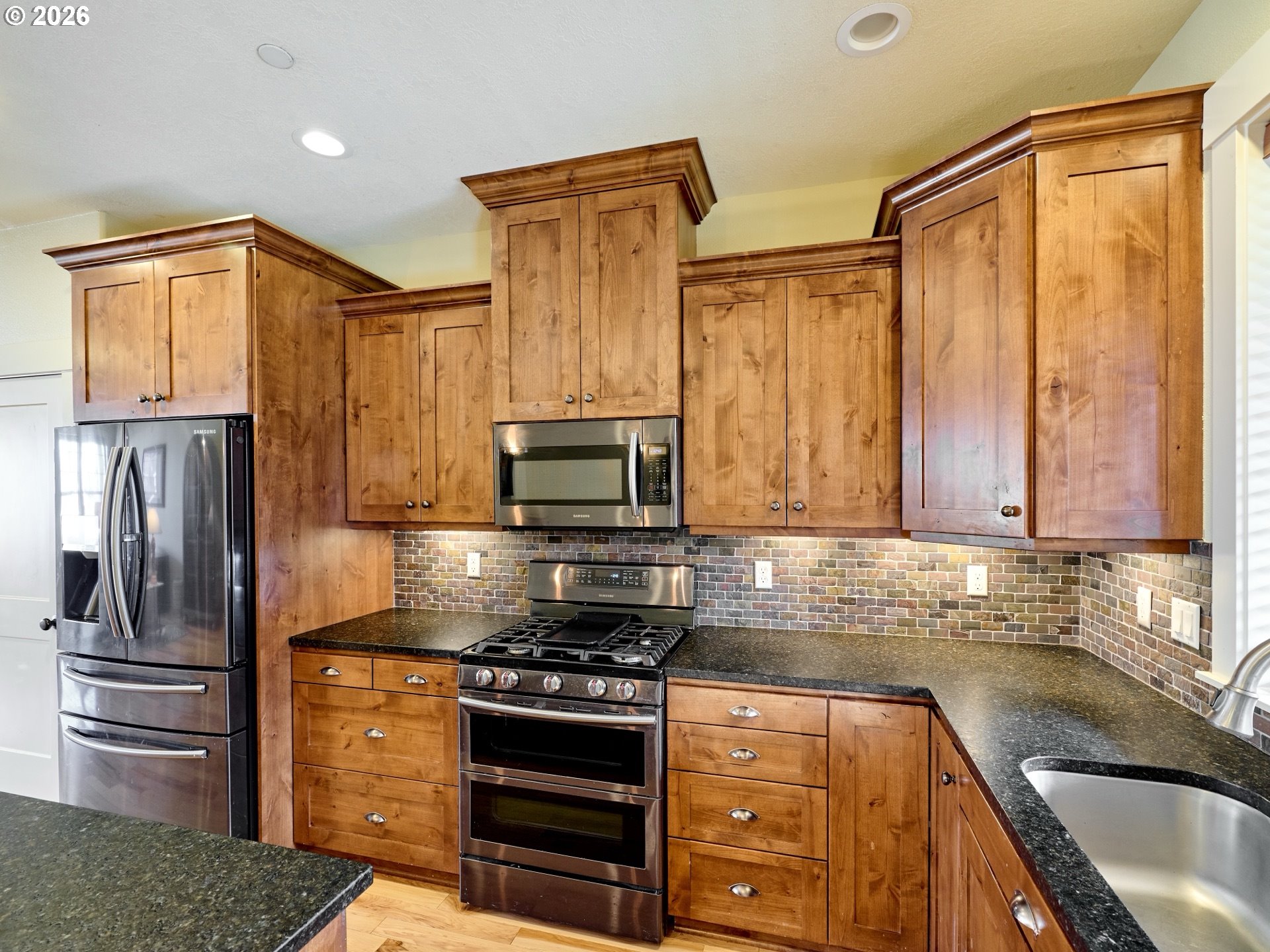 1508 Crestview Drive Silverton, OR 97381 - Photo 9 of 31