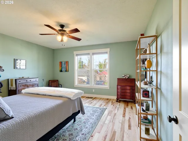 $625,000 | 1508 Crestview Drive, Silverton, OR 97381