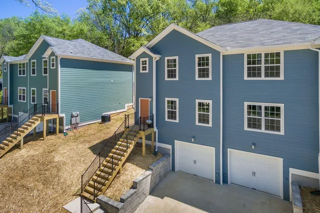 $1,895 | 1064 East Elmwood Drive, Chattanooga, TN 37405