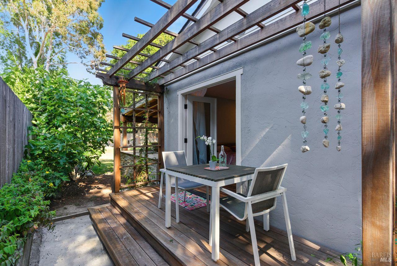 166 Knight Drive San Rafael, CA 94901 - Photo 10 of 21