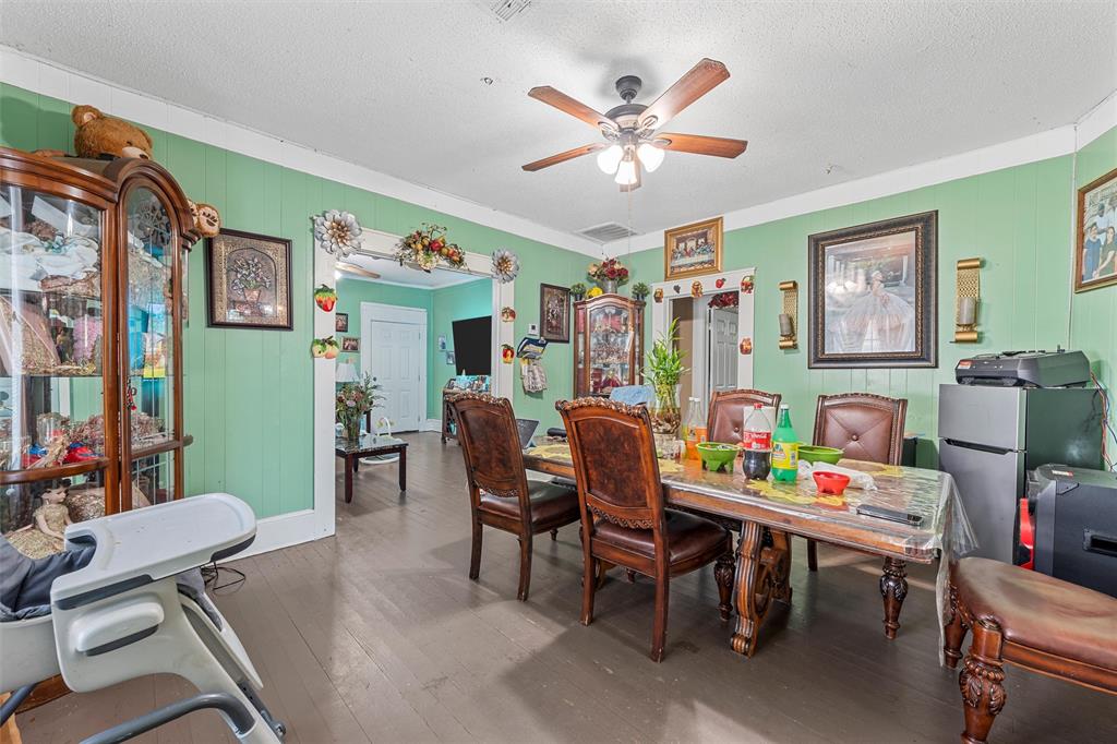 1615 Mitchell Avenue Waco, TX 76708 - Photo 5 of 14 a dining room with furniture and window