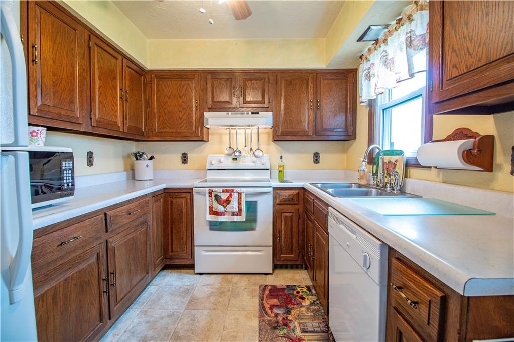 480 Donation Road Greenville, PA 16125 - Photo 5 of 24 Gallery Image 5