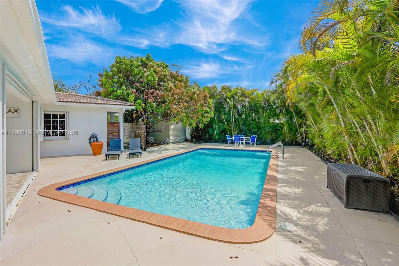 6810 Southwest 51st Street Miami, FL 33155 - Photo 2 of 21