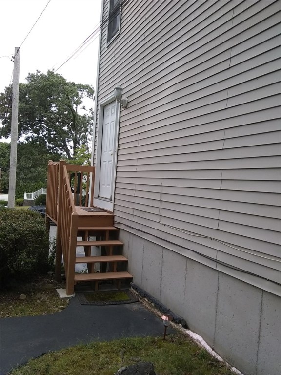 160 Minerva Street Woonsocket, RI 02895 - Photo 31 of 39 Gallery Image 31