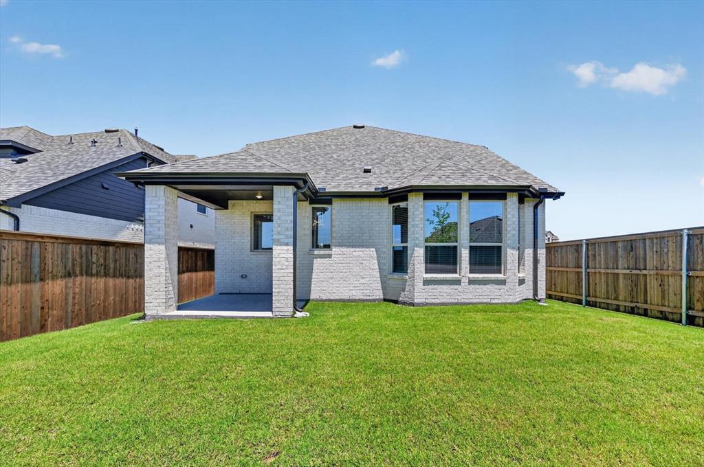 818 Stone Grv Road Lavon, TX 75166 - Photo 22 of 26 Backyard
