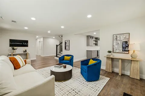 $1,040,000 | 2006 Marydale Road, Dallas, TX 75208