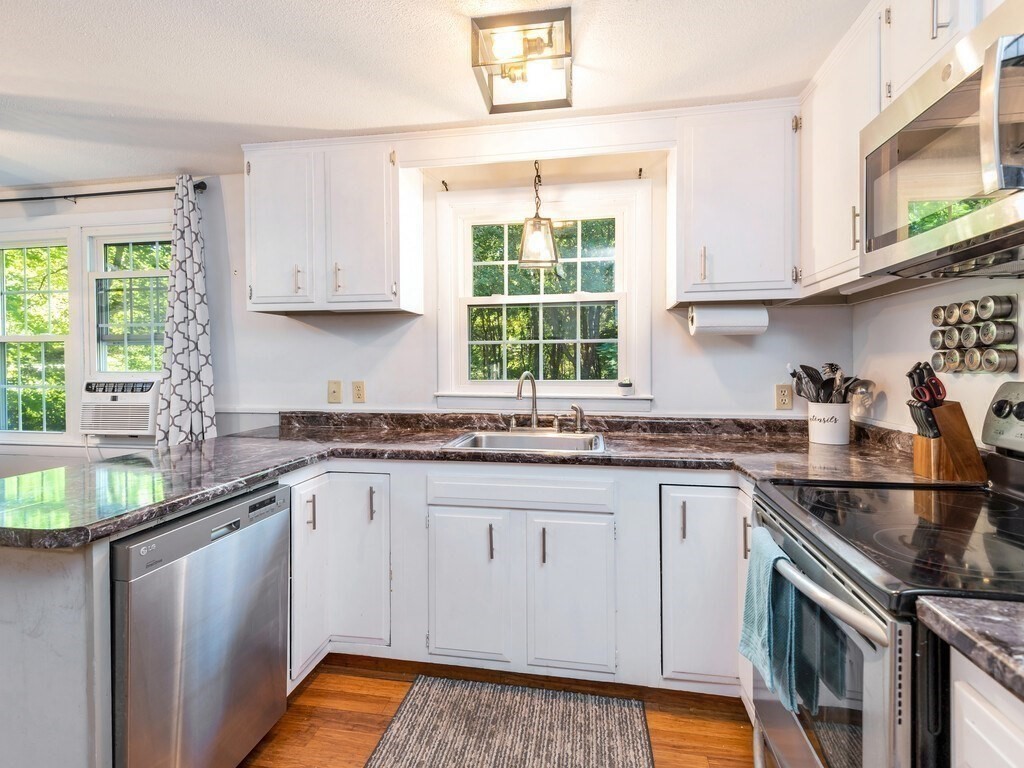 12 East Gardner Road Westminster, MA 01473 - Photo 9 of 37 Gallery Image 9
