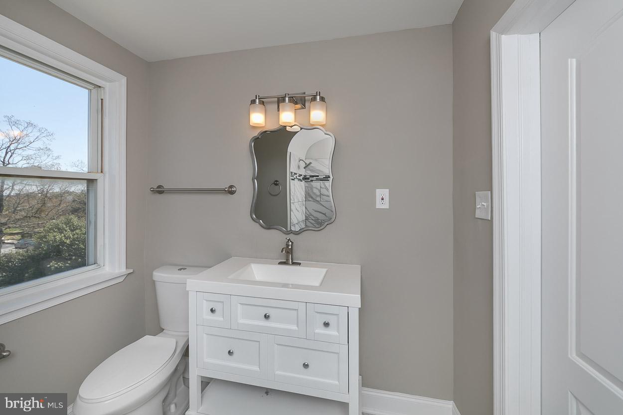 1538 Ralworth Road Baltimore, MD 21218 - Photo 23 of 30 Upstairs Bathroom