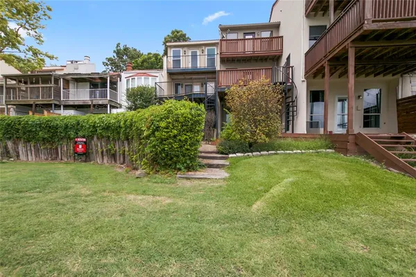 $2,400 | 4020 Mediterranean Street, Rockwall, TX 75087