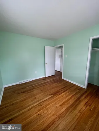 $2,500 | 12 South Lenola Road, Moorestown, NJ 08057