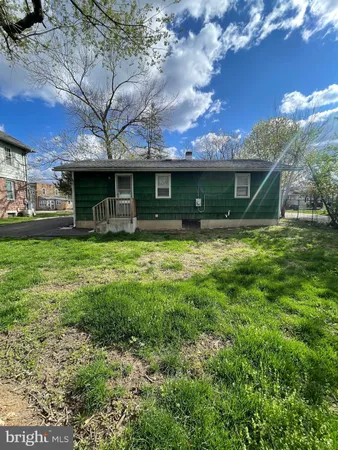 $2,500 | 12 South Lenola Road, Moorestown, NJ 08057