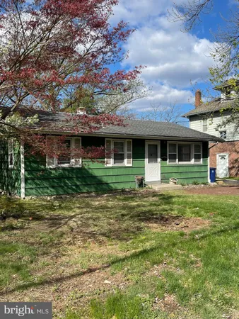 $2,500 | 12 South Lenola Road, Moorestown, NJ 08057