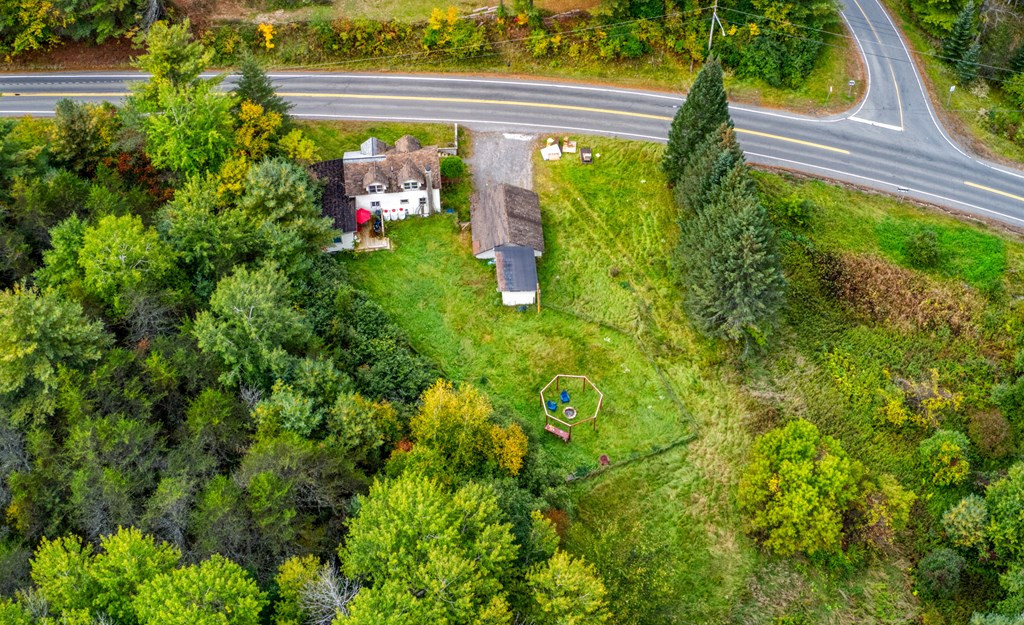 750 Glen Road Jay, NY 12941 - Photo 5 of 32 Gallery Image 5