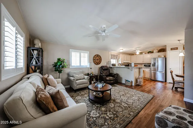 $112,000 | 3901 East Pinnacle Peak Road, Unit 140, Phoenix, AZ 85050