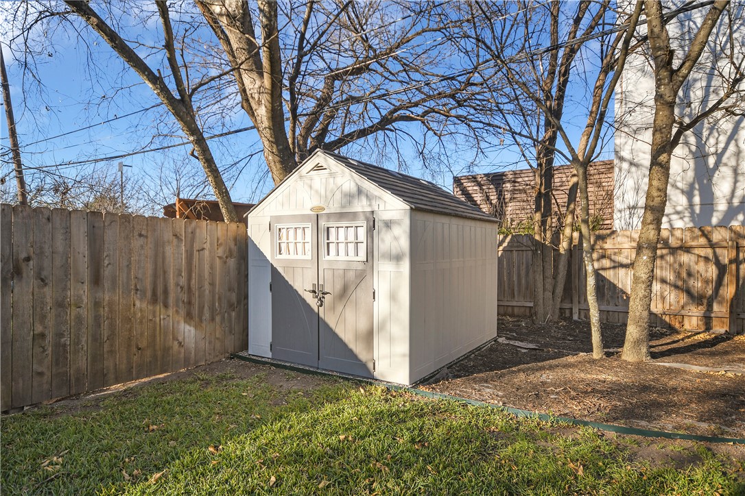 108 East Skyview Road Austin, TX 78752 - Photo 23 of 28 Tenant has access to Suncast 8.6 ft. H x 8 ft. W x 10 ft. D Resin Storage Shed - great additional storage space!