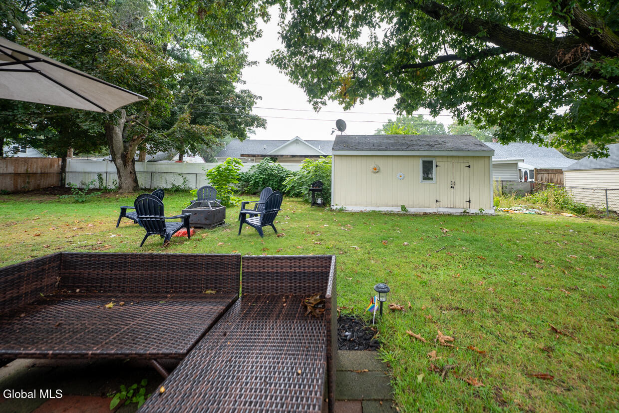 1013 Inner Drive Schenectady, NY 12303 - Photo 18 of 23 DSC_2205