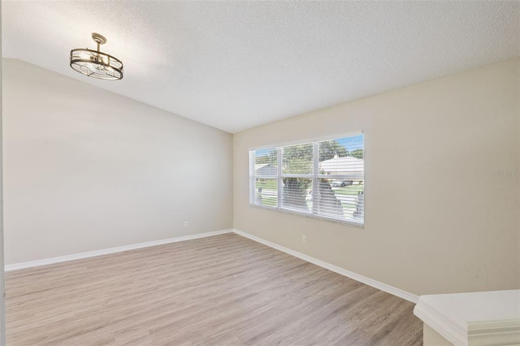 27211 Racquet Circle Leesburg, FL 34748 - Photo 9 of 31