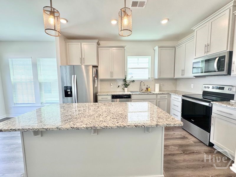 28 Pomona Circle Savannah, GA 31419 - Photo 3 of 20