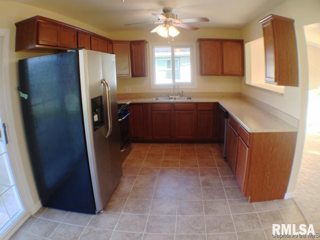 2614 Fox Bridge Road Springfield, IL 62703 - Photo 12 of 22