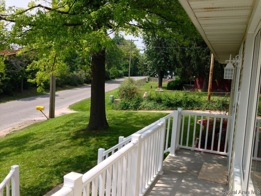 2614 Fox Bridge Road Springfield, IL 62703 - Photo 4 of 22