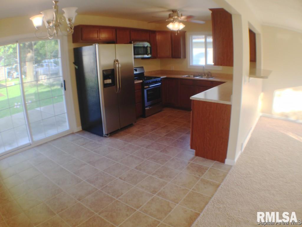 2614 Fox Bridge Road Springfield, IL 62703 - Photo 10 of 22