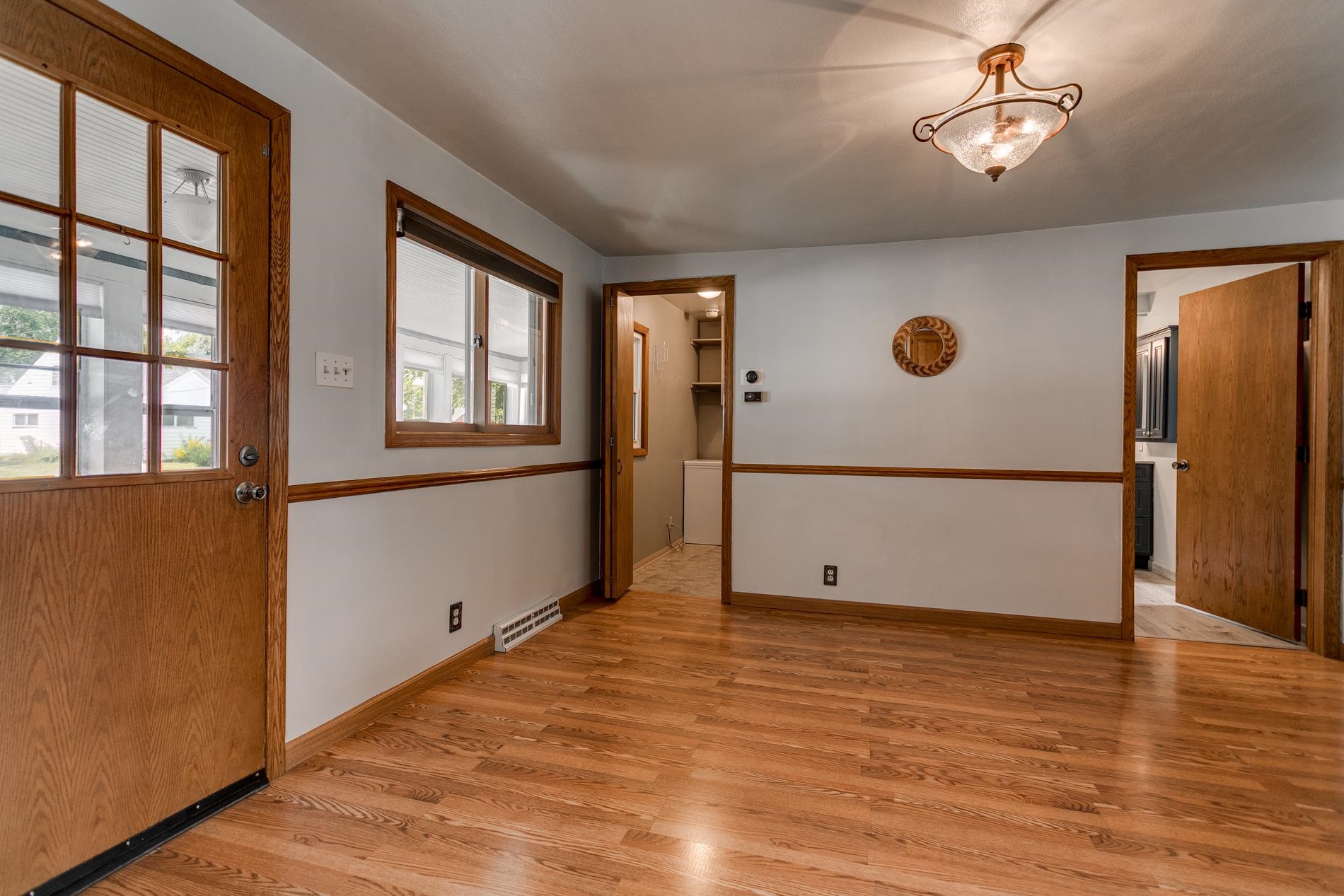 326 South Summit Street Appleton, WI 54914 - Photo 8 of 39 Gallery Image 8