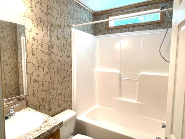 15 Agent Road Raymond, NH 03077 - Photo 14 of 24