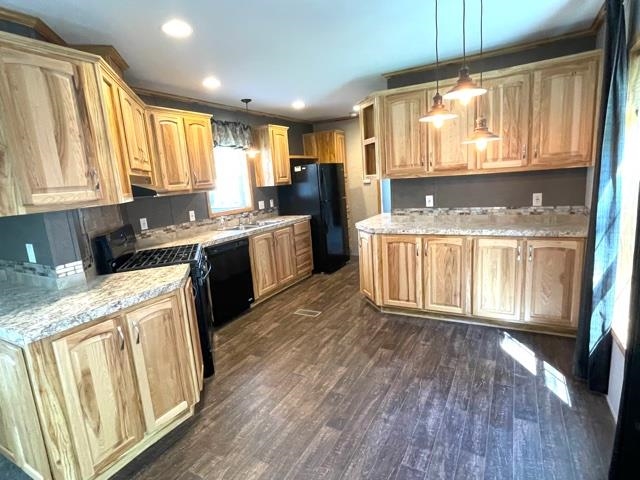 15 Agent Road Raymond, NH 03077 - Photo 5 of 24