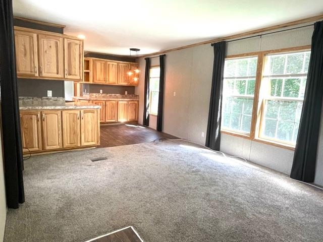 15 Agent Road Raymond, NH 03077 - Photo 8 of 24