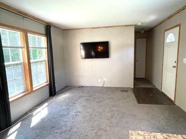 15 Agent Road Raymond, NH 03077 - Photo 9 of 24
