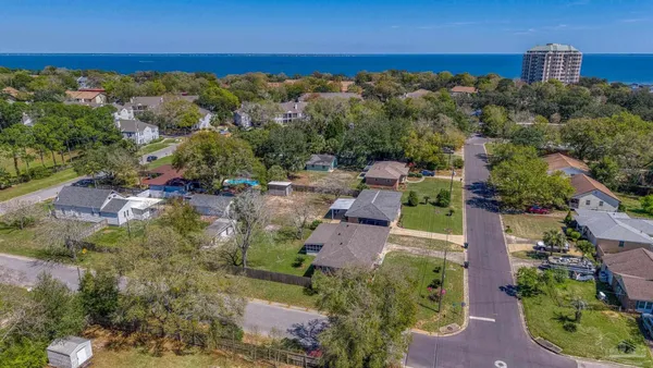 $455,000 | 3200 East Avery Street, Pensacola, FL 32503