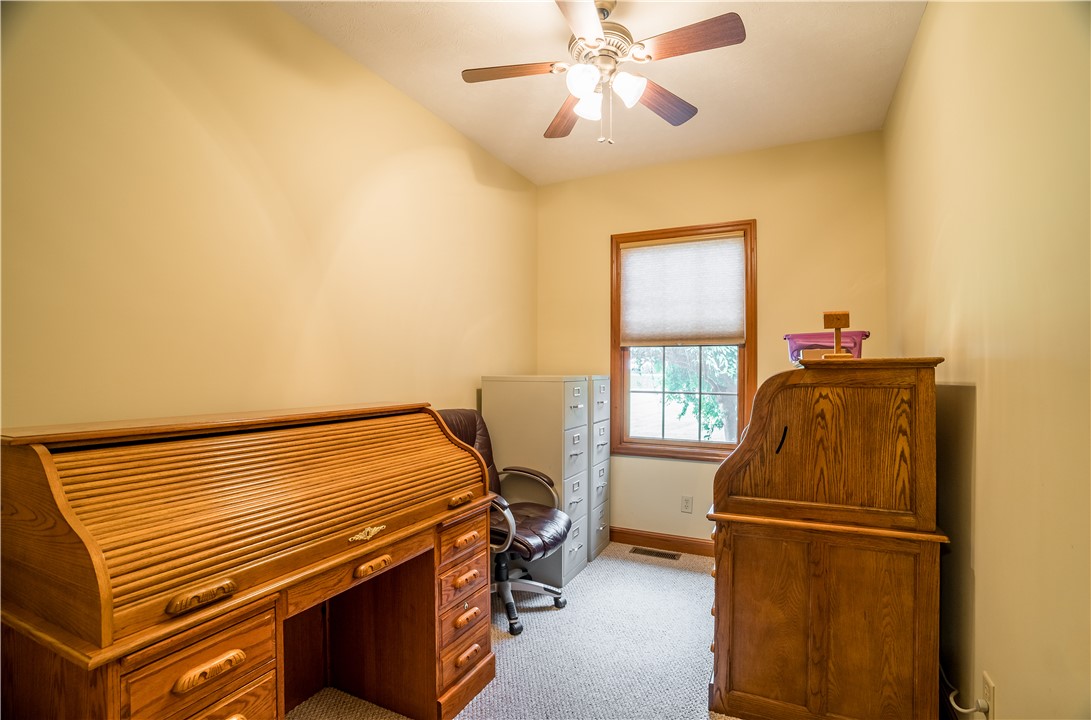 6680 Jordan Road Lewisburg, OH 45338 - Photo 19 of 40